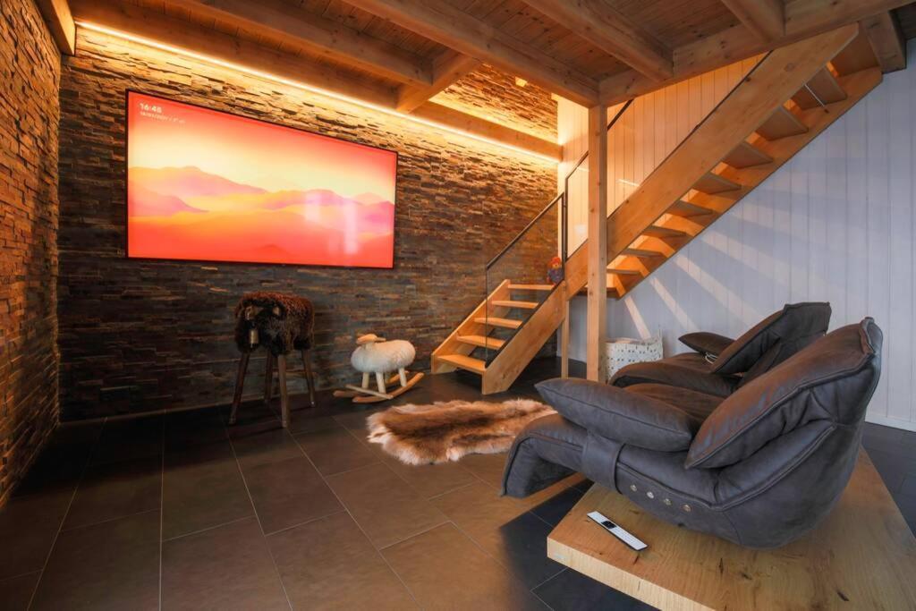 Exklusives Chalet Mit Traumhafter See- Und Bergsicht Seelisberg Luaran gambar