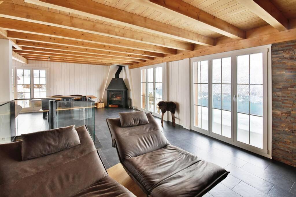 Exklusives Chalet Mit Traumhafter See- Und Bergsicht Seelisberg Luaran gambar